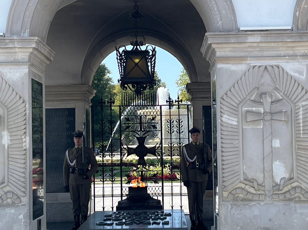 Tomb of the Unknown Soldier-华沙必去景点