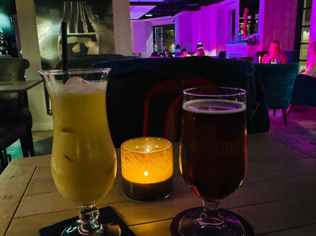 阿布萨隆酒店主图