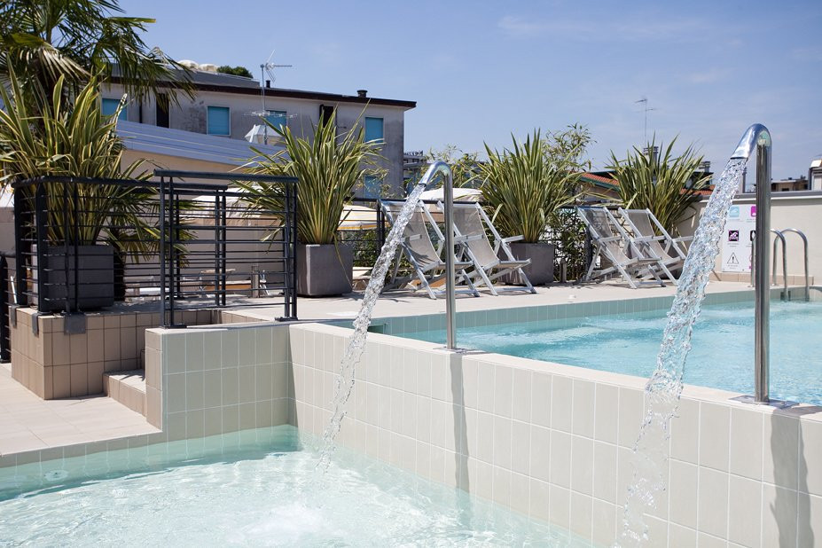 Eden Hotel