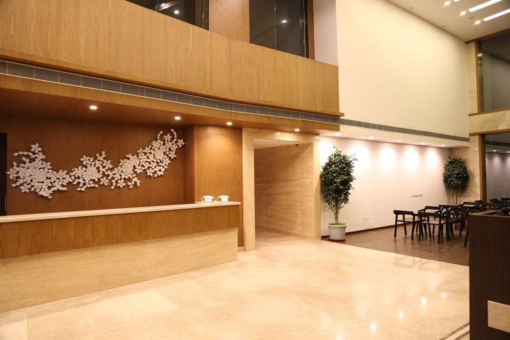 Thirumazhisai酒店住宿-V7 Hotel