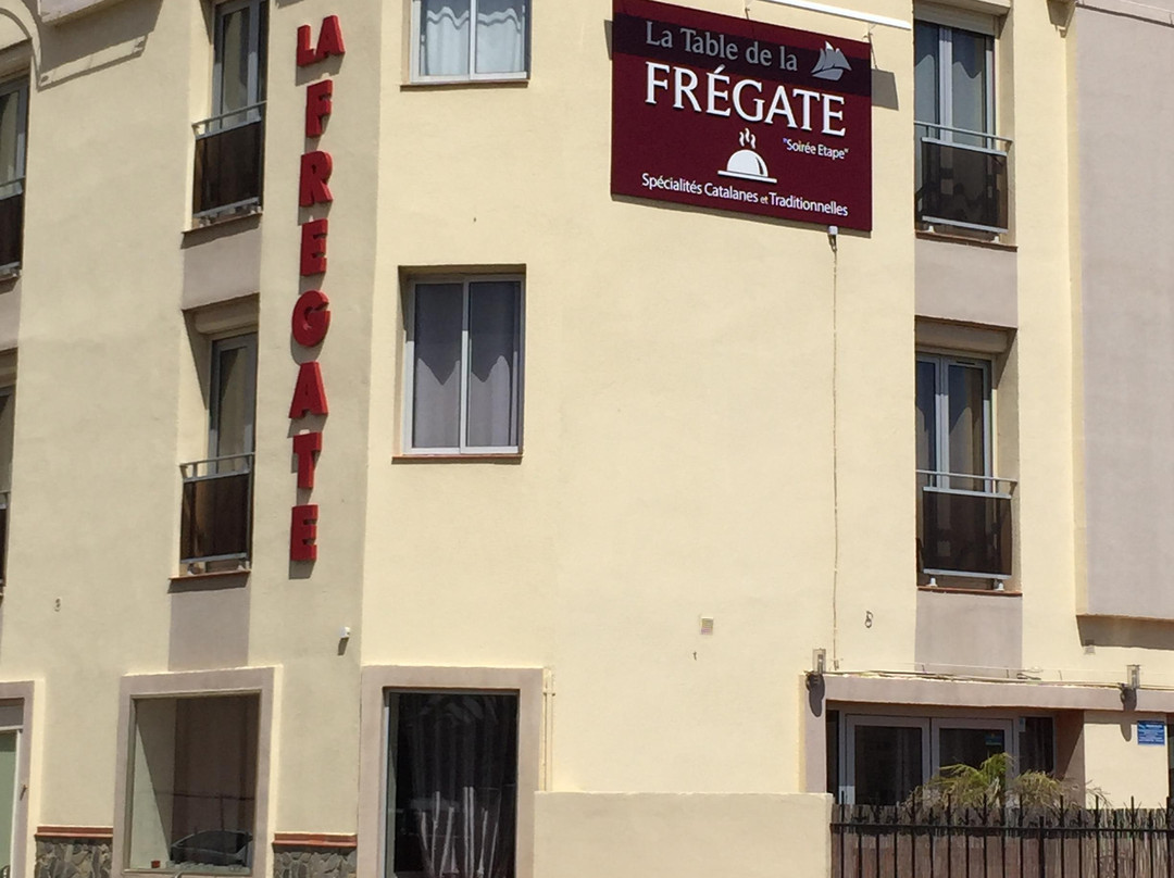 卡内鲁西永酒店住宿-Hotel La Fregate