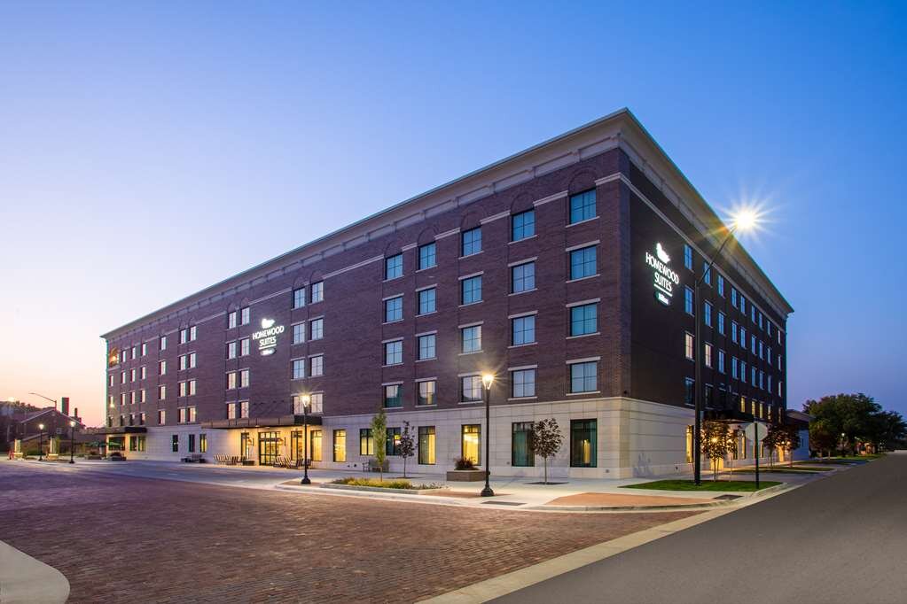 Homewood Suites by Hilton Salina Downtown-官方