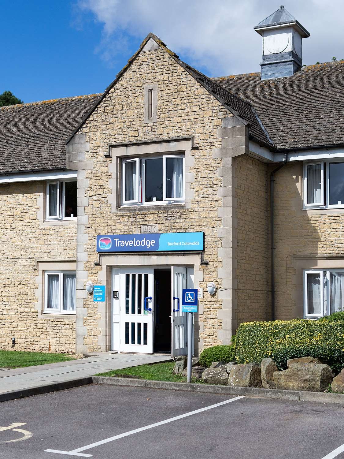 Travelodge Burford Cotswolds-官方