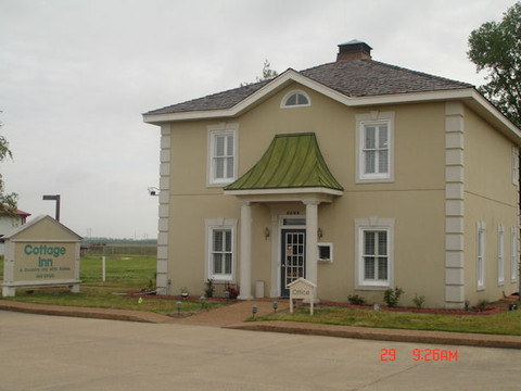 Cottage Inn