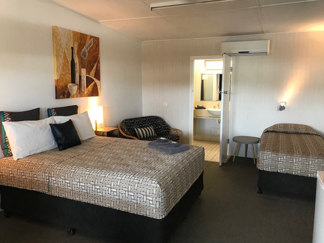 Gin Gin Central Motel-官方