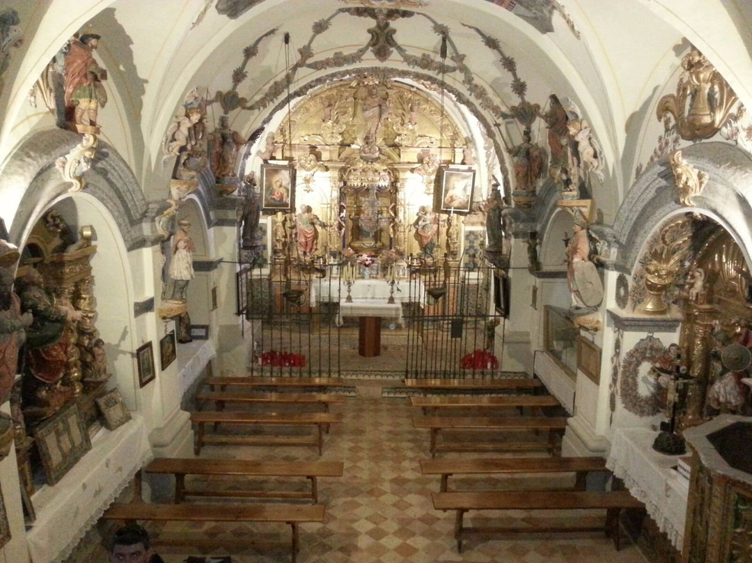 Ermita de La Virgen de la Pena景点图片