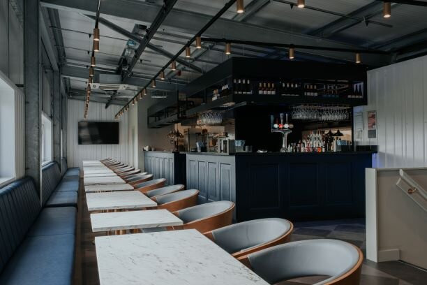 Crawshaw Booth餐馆和美食-Il Corso Sports Lounge