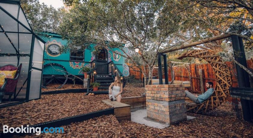 荒野酒店住宿-Treedom Villas and Vardos