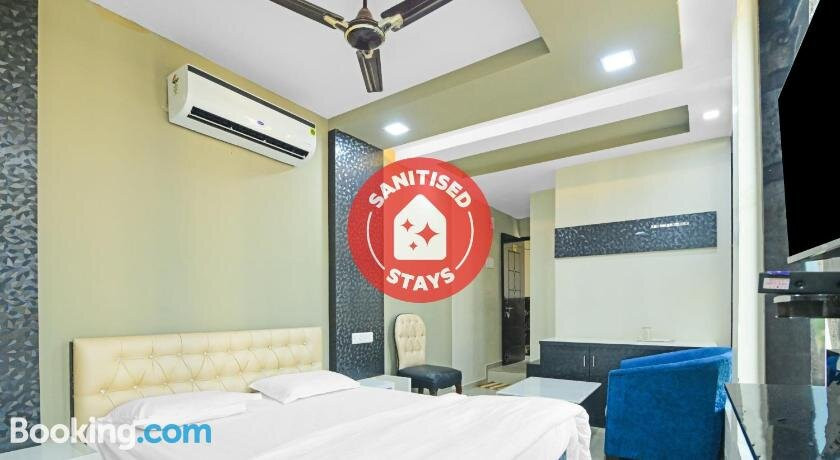 OYO Flagship 83429 Hotel Kamdhenu Palace