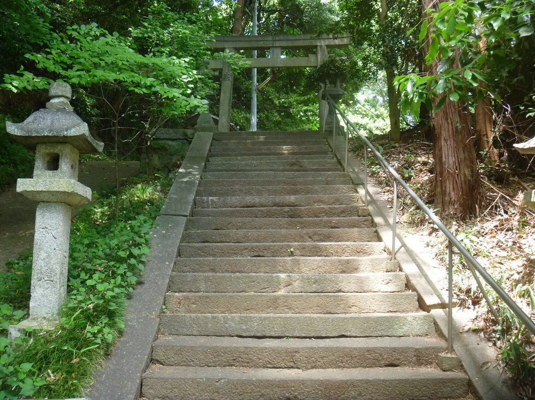 Takamimusuhi Shrine景点图片