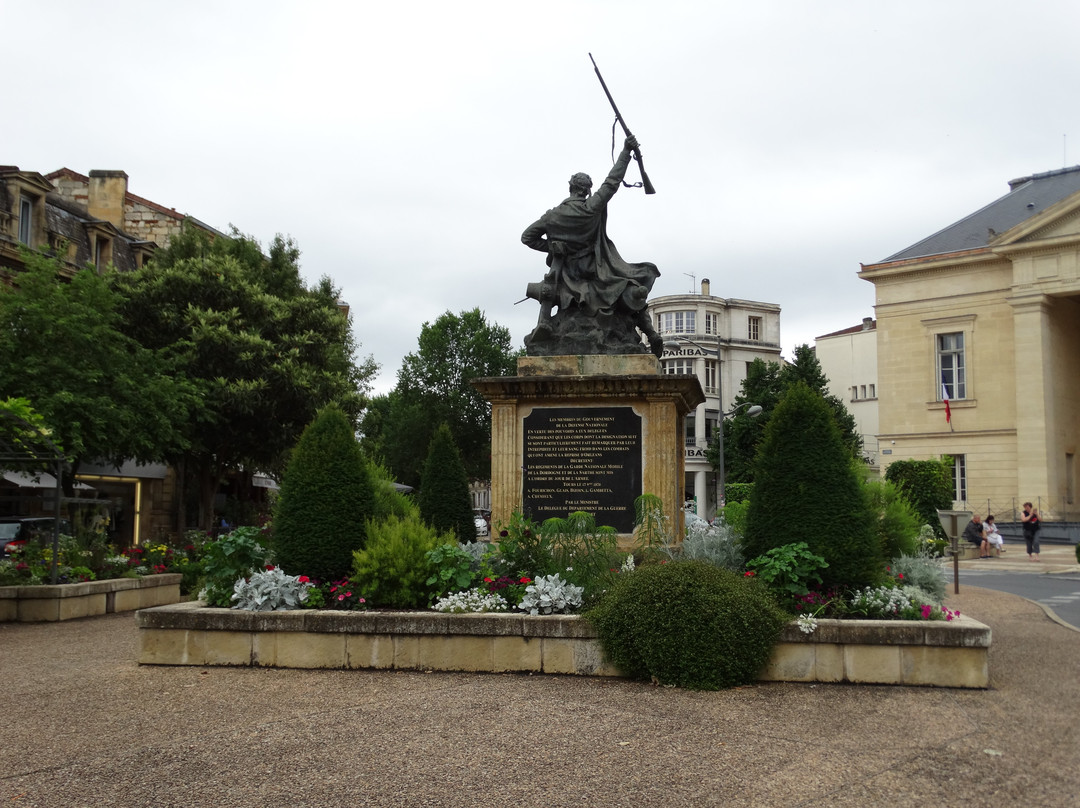 Monument aux Morts de la Guerre 1870景点图片