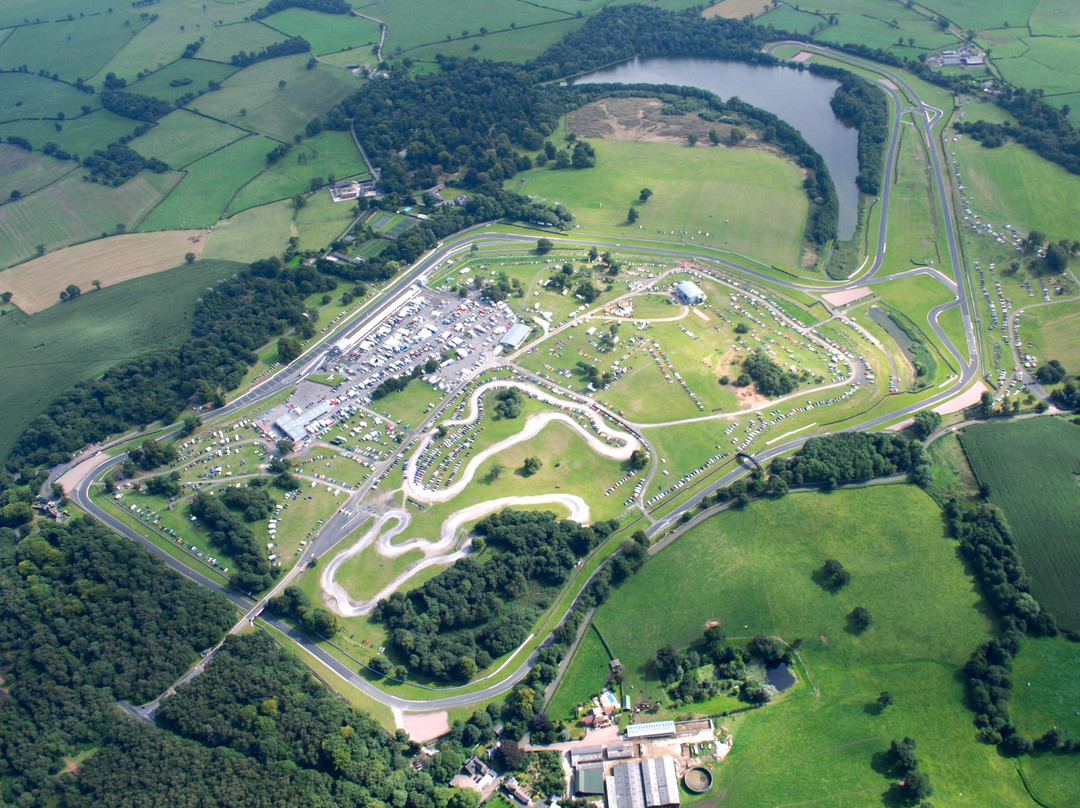 Oulton Park Circuit景点图片