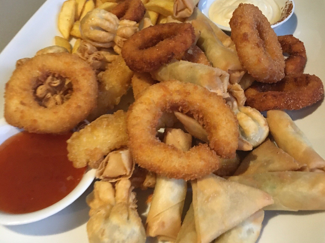 Kaimarama餐馆和美食-Frankie's Sports Bar and Grill
