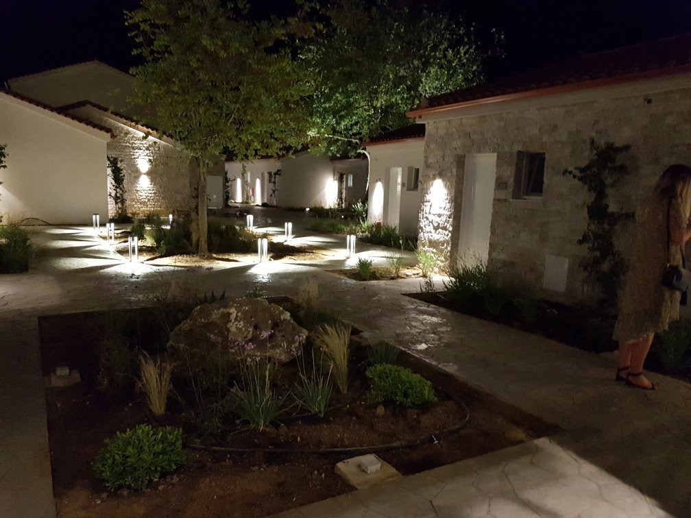 Paleros Garden Village Resort