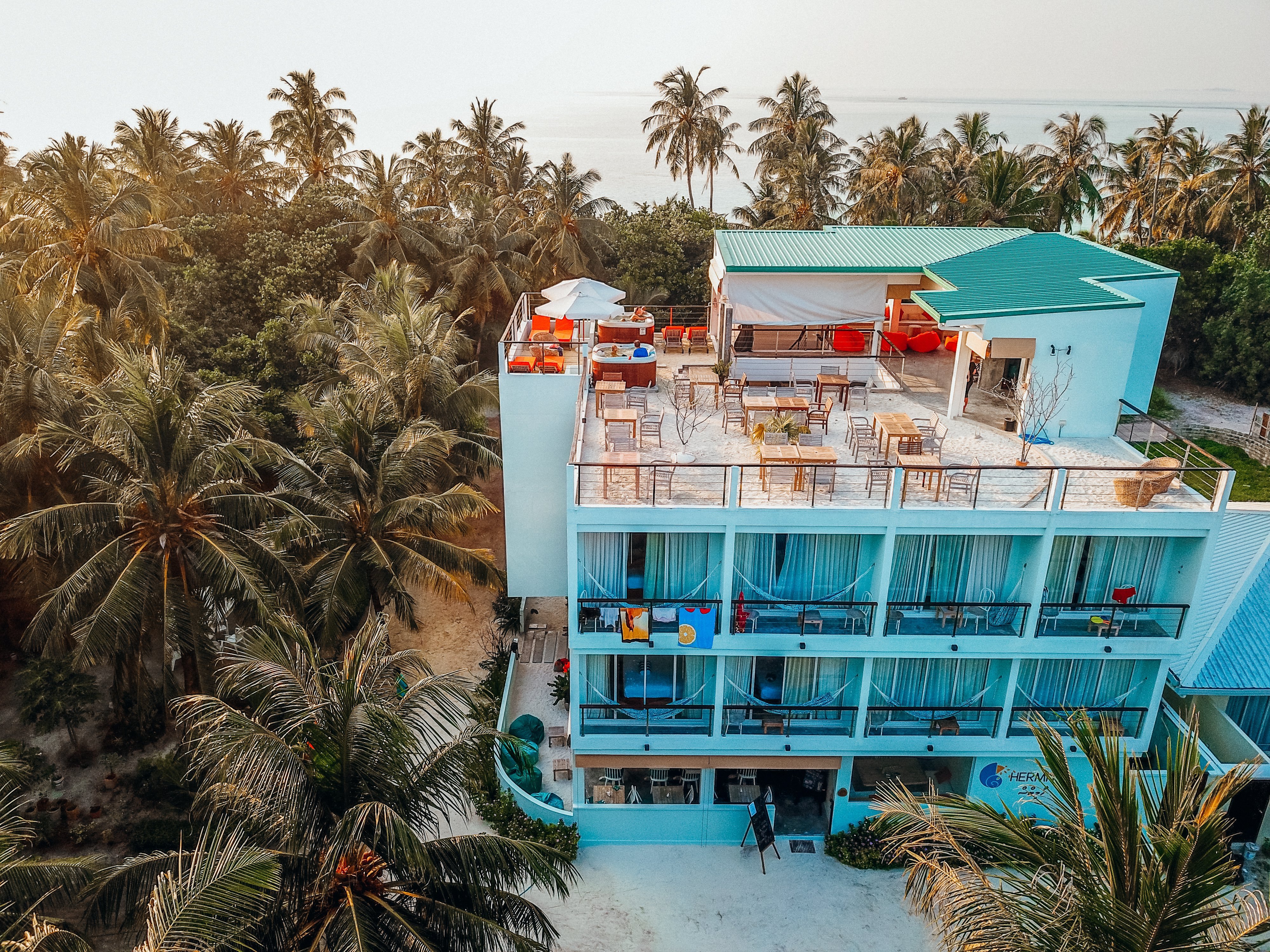 Bliss Dhigurah-官方