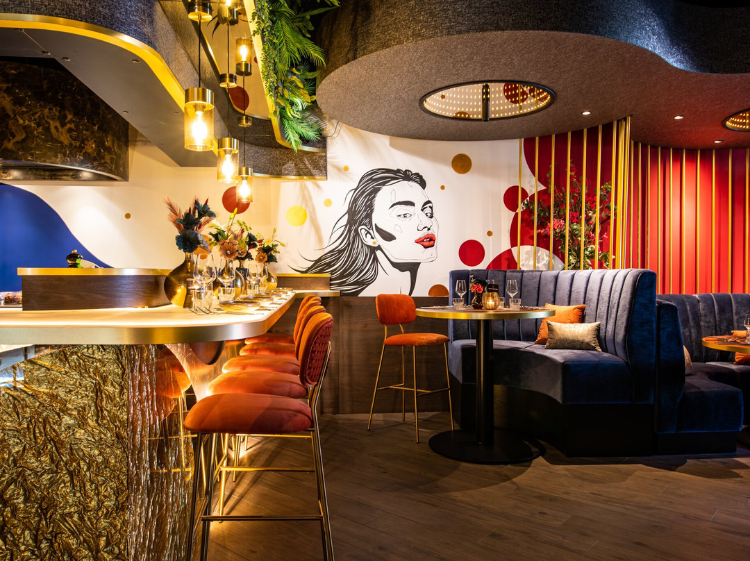 埃因霍温餐馆和美食-Gastrobar Luzt