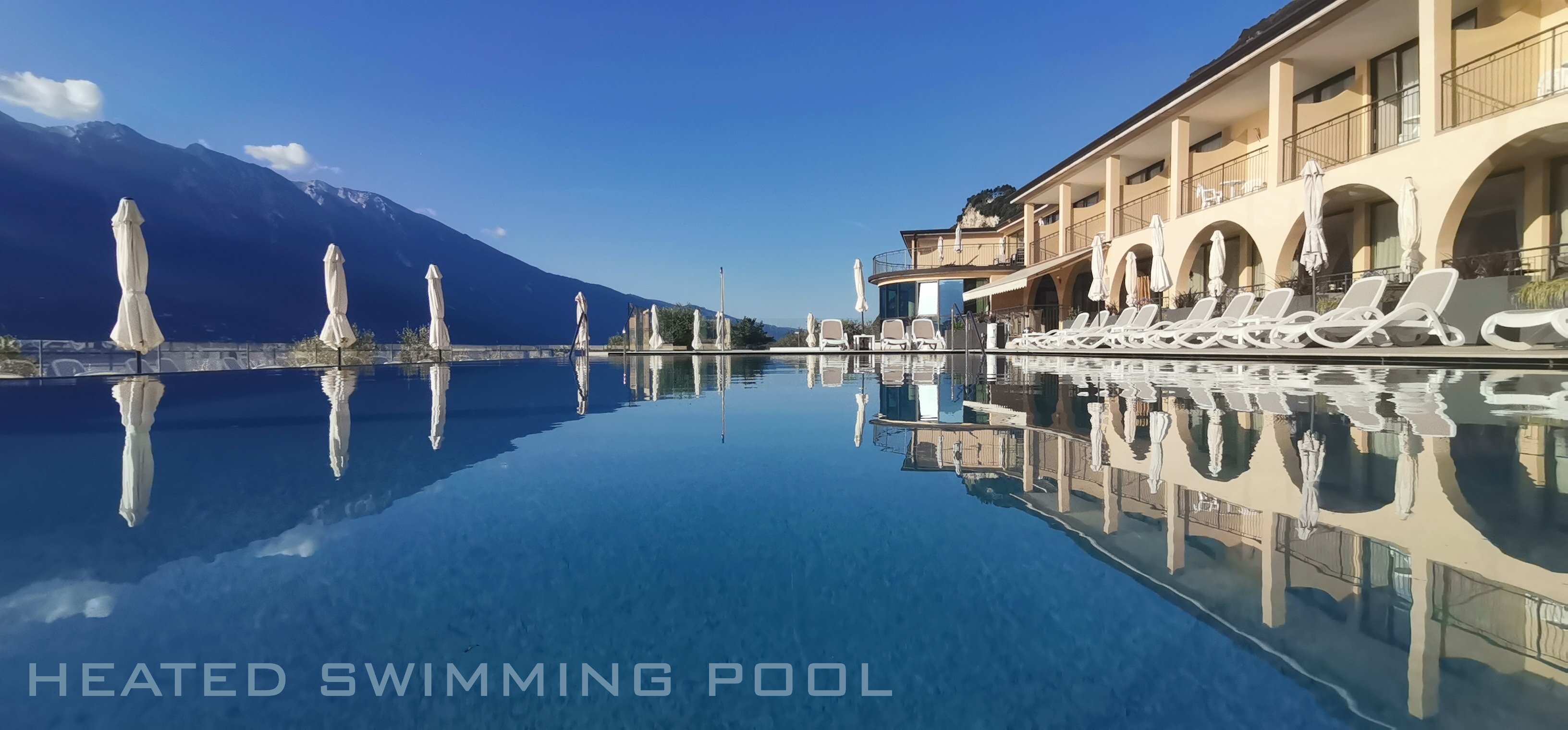 Hotel Mercedes-泳池