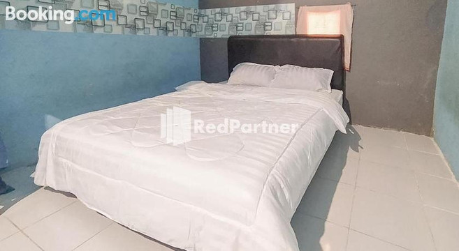 M Ali Homestay Batu Licin RedPartner