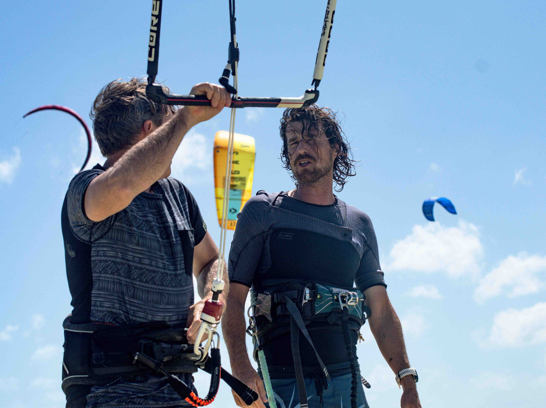 Wind Nomads Kitesurfing-Isla Blanca必去景点