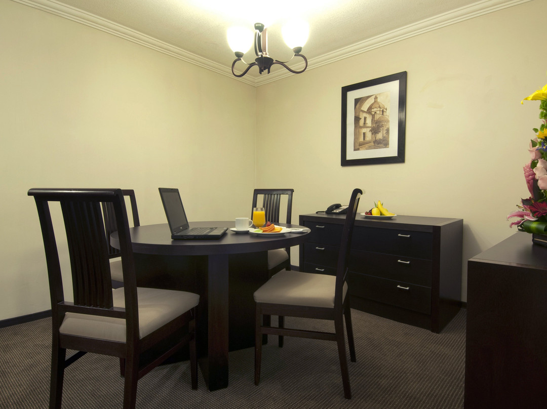 Fiesta Inn Toluca Centro主图