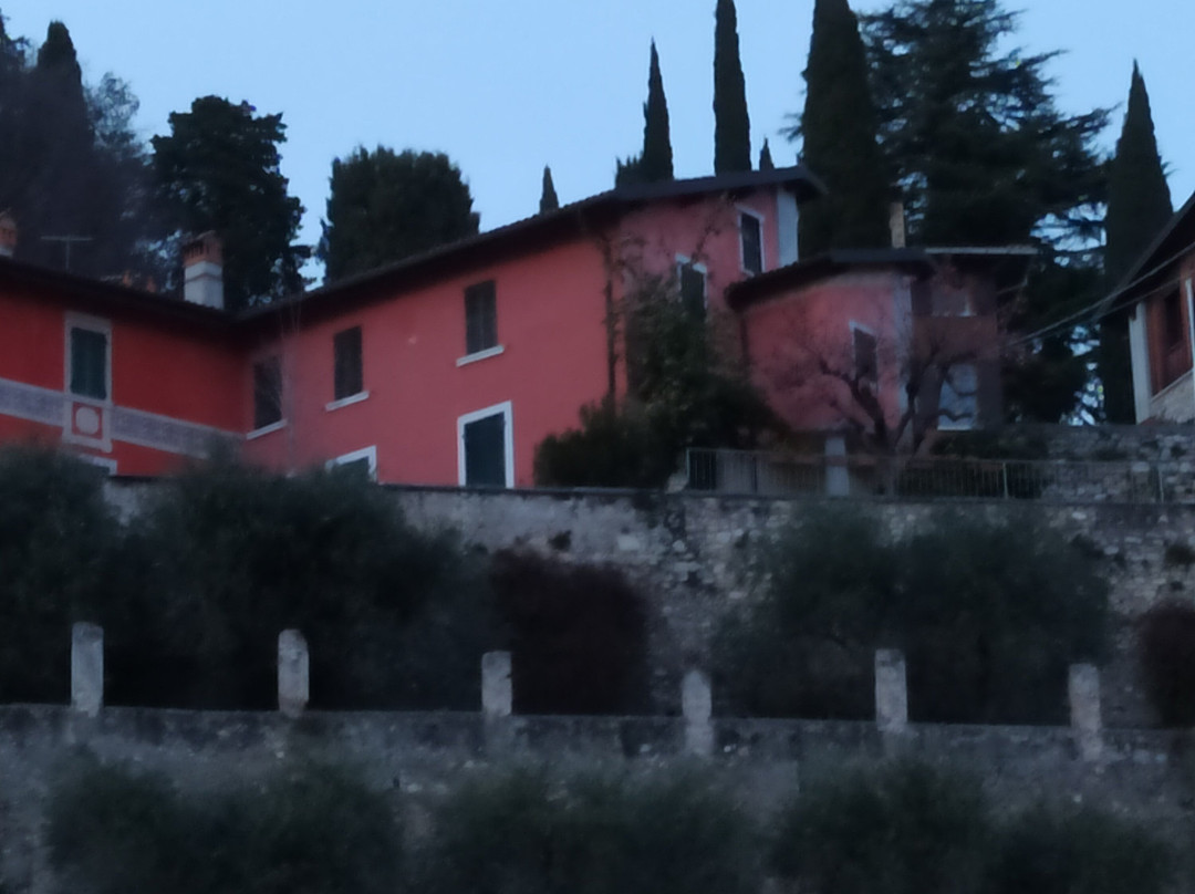 Villa Rizzardi, Brunati, Bulgheroni detta Villa Lucia-Toscolano-Maderno必去景点