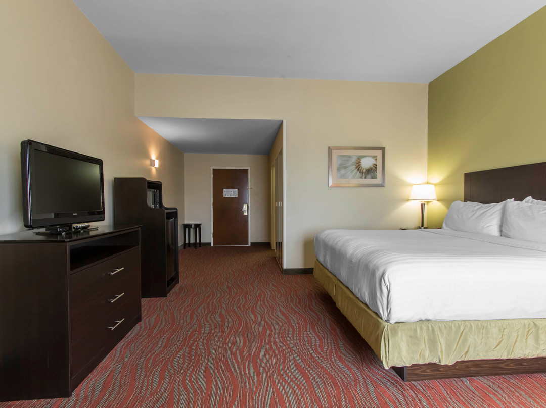 Holiday Inn Express & Suites Cullman, an IHG hotel主图