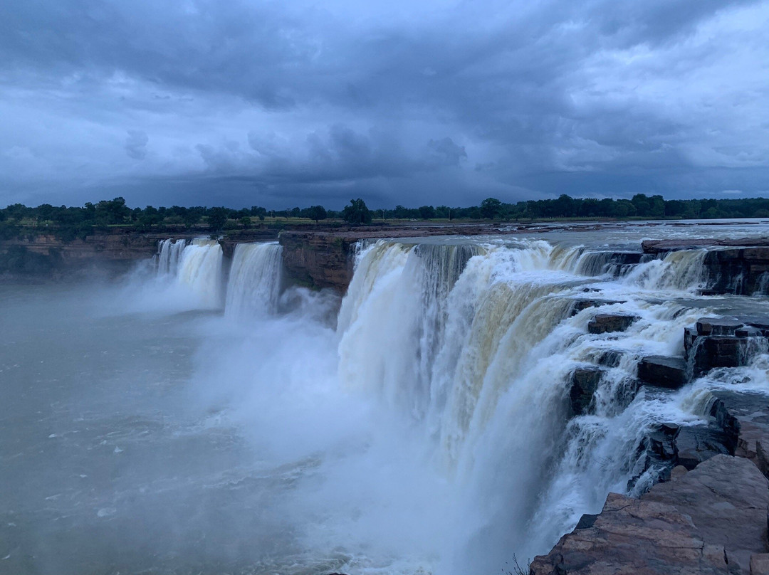Chitrakote Waterfall景点图片