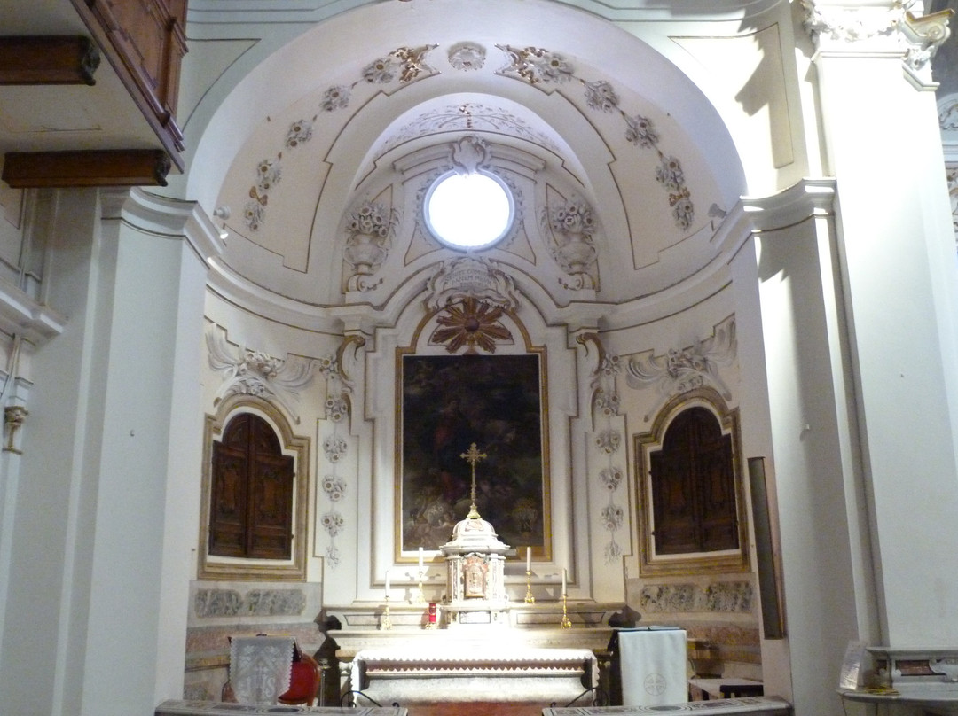 Cattedrale di San Panfilo-苏尔莫纳必去景点