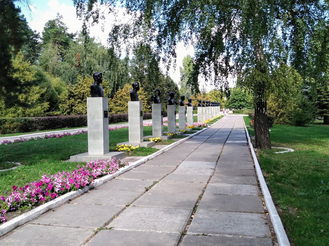 Монумент Вечной славы景点图片