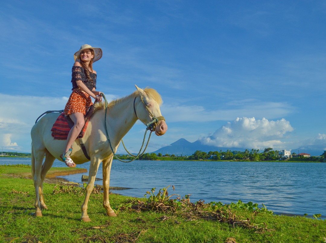 Caliraya Resort Club主图