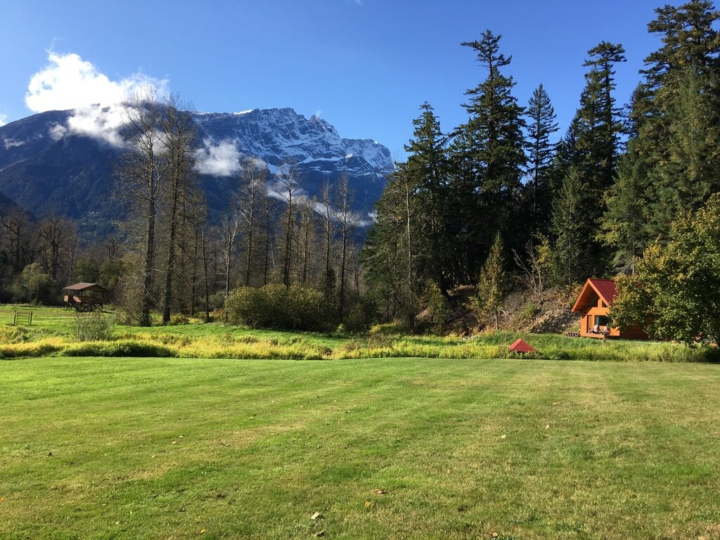 Tweedsmuir Park Lodge主图