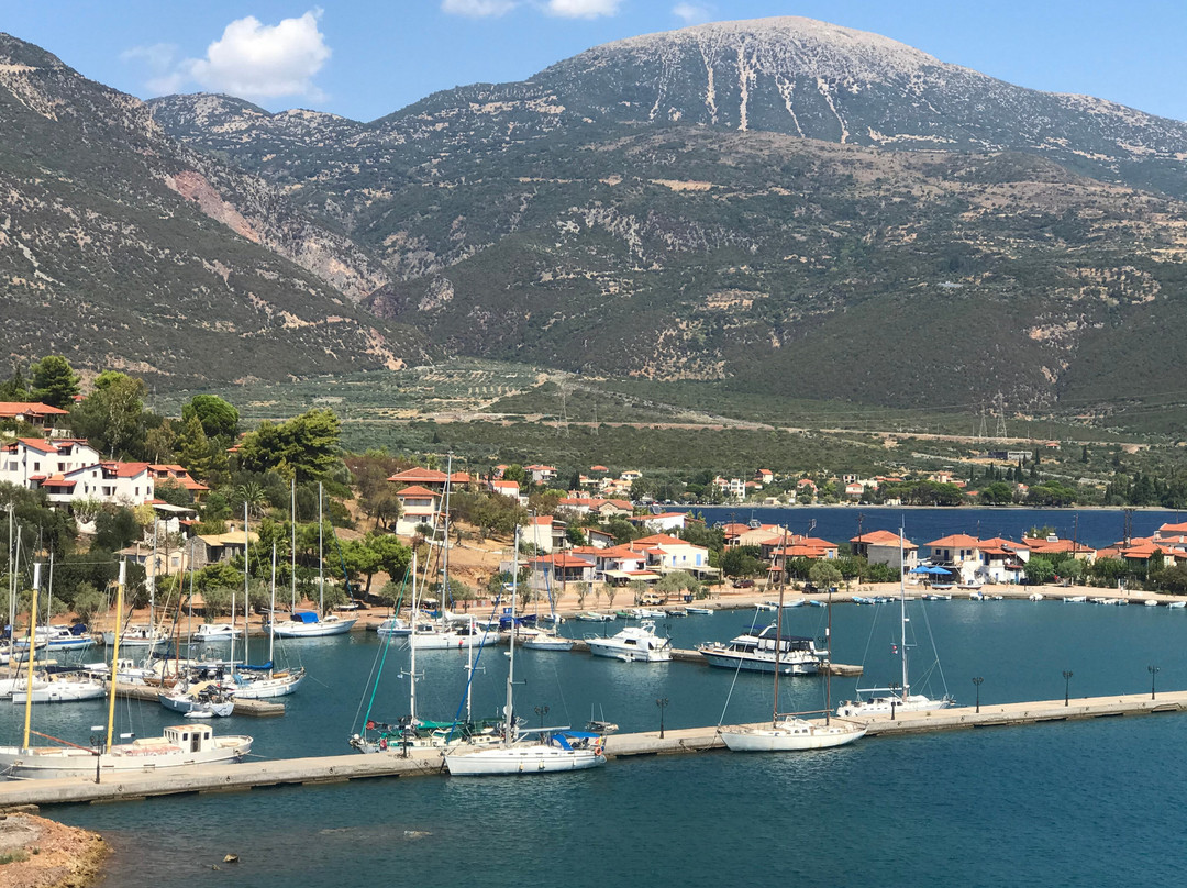 Trizonia Beach Hotel主图