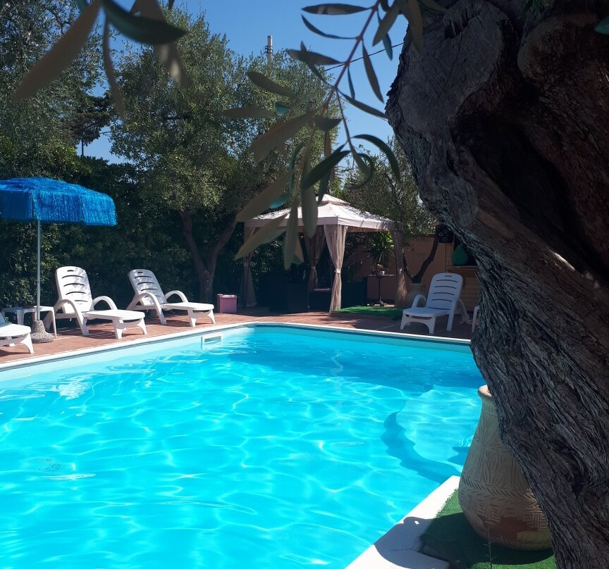 Villa Ulimare Family Residence主图