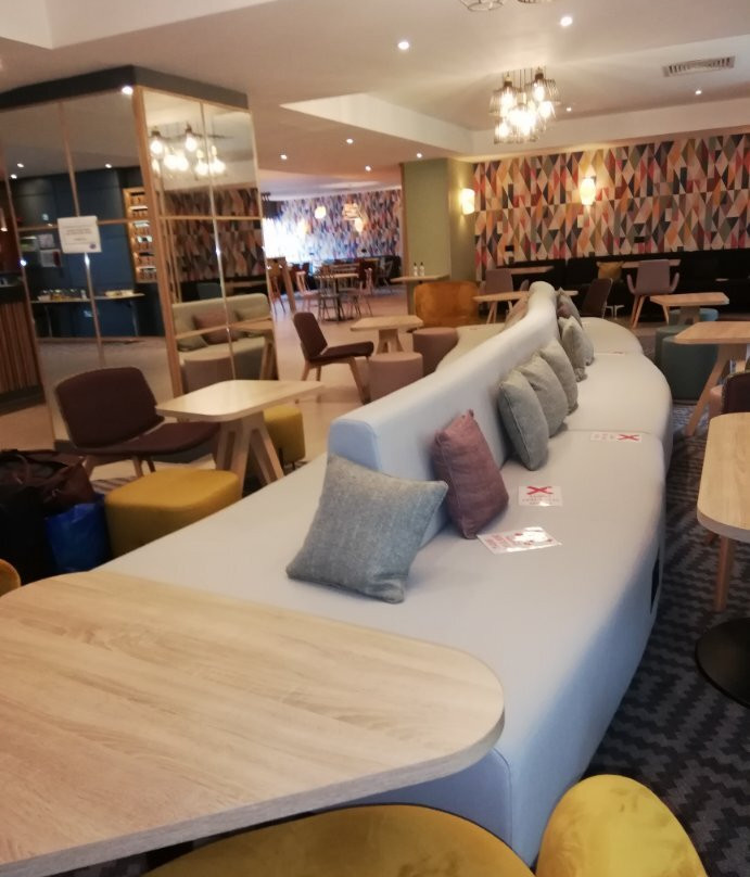 希尔顿科比汉密尔顿酒店主图