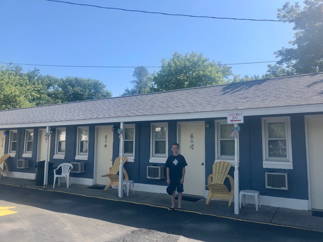 Lakewinds Motel The Beach Getaway主图