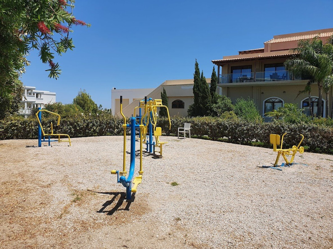 Mythos Beach Resort主图