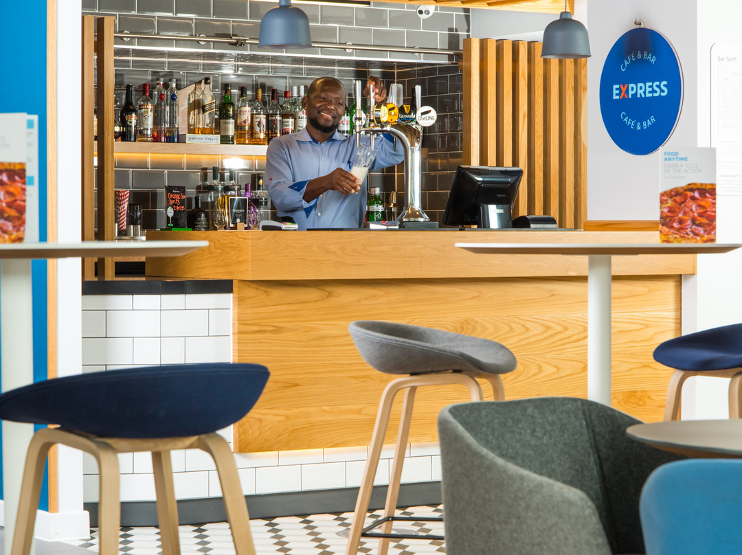 Holiday Inn Express Cardiff Bay, an IHG Hotel