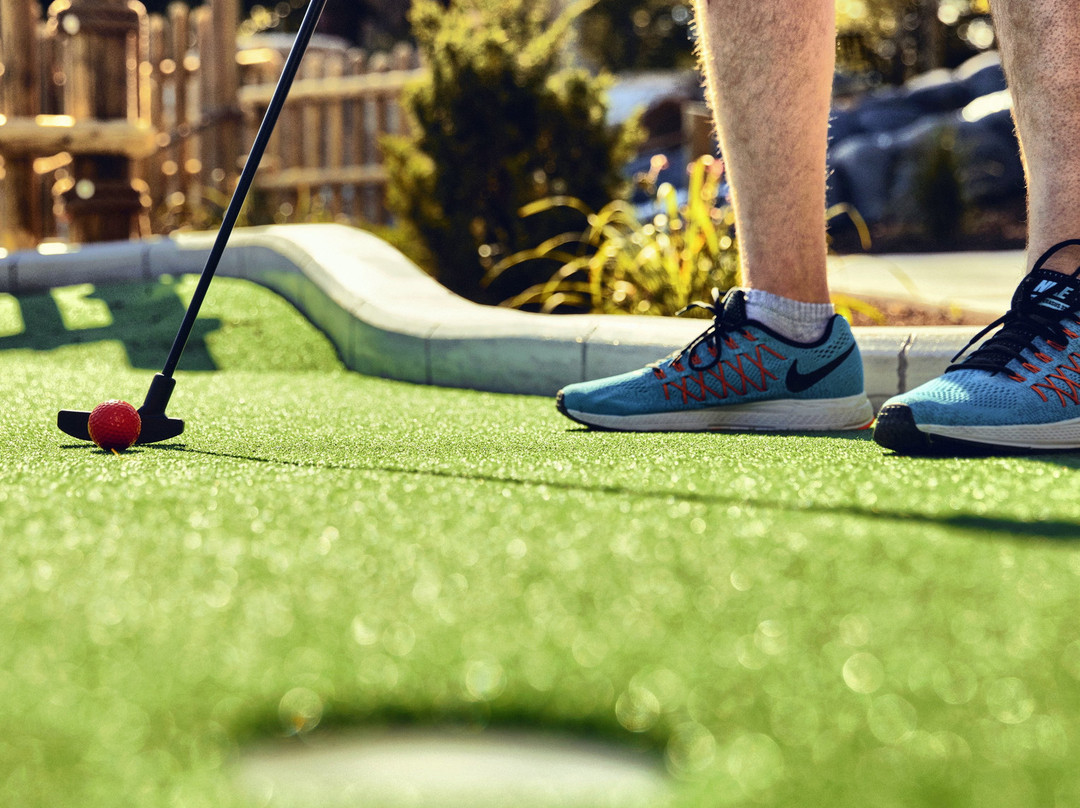 Raptor Falls Mini Golf & Ice Cream-Arundel必去景点