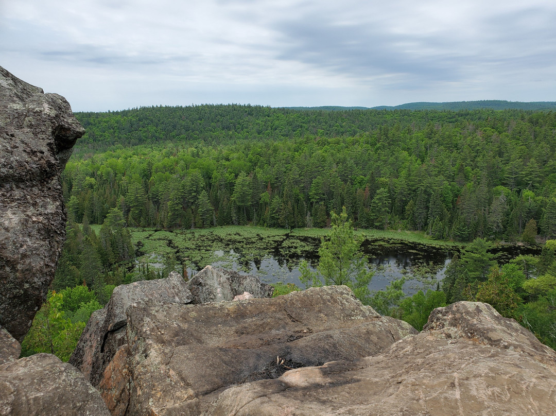 Eagles Nest Lookout-Calabogie必去景点
