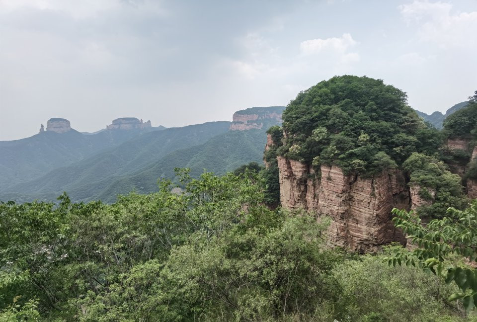 嶂石岩-赞皇县必去景点