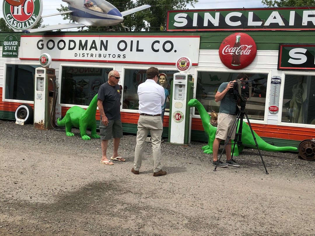 AAA Lakeside Storage And Museum-普若佛必去景点