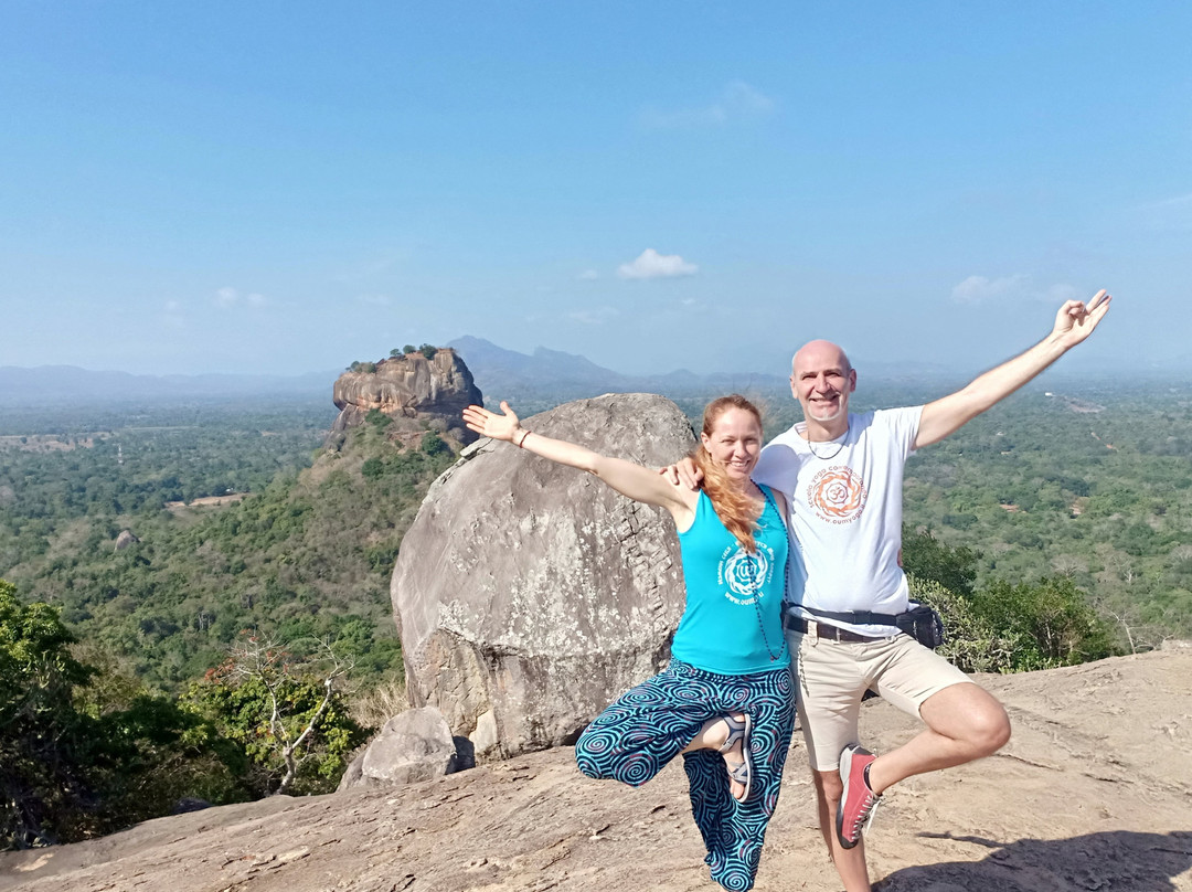 Pidurangala Royal Cave Temple-丹布拉必去景点