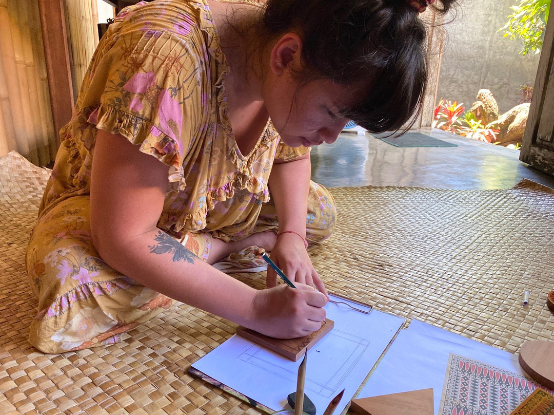 Lombok Wood Painting Community-龙目岛必去景点