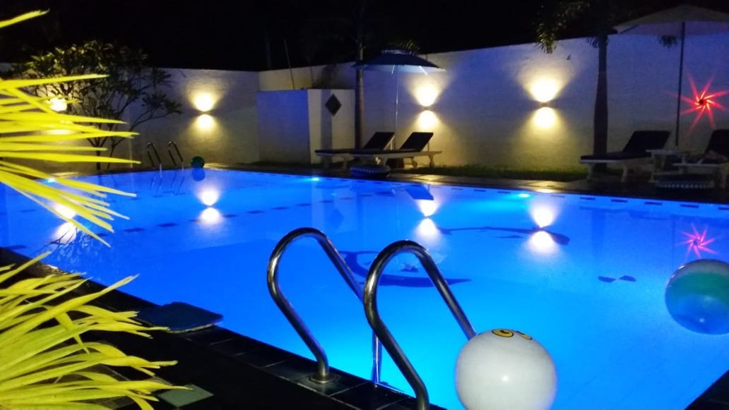 孔雀里奇酒店主图