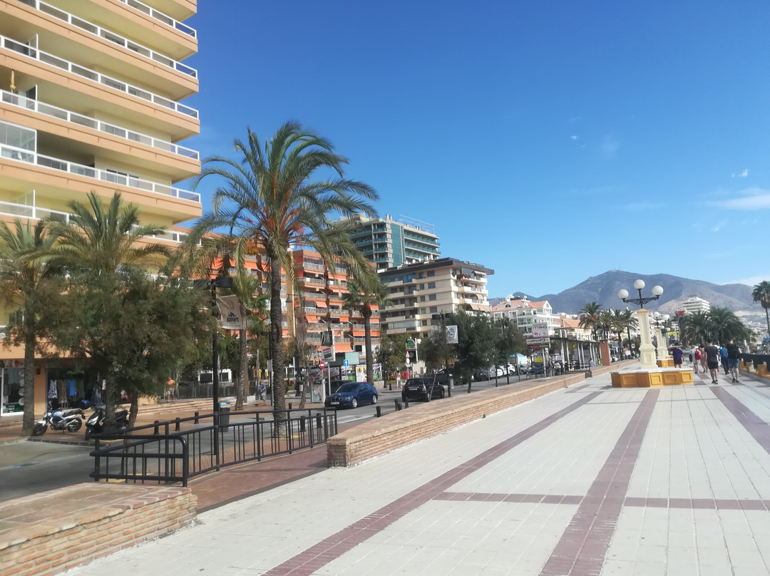 Playa Ronda Paco-福恩吉罗拉必去景点