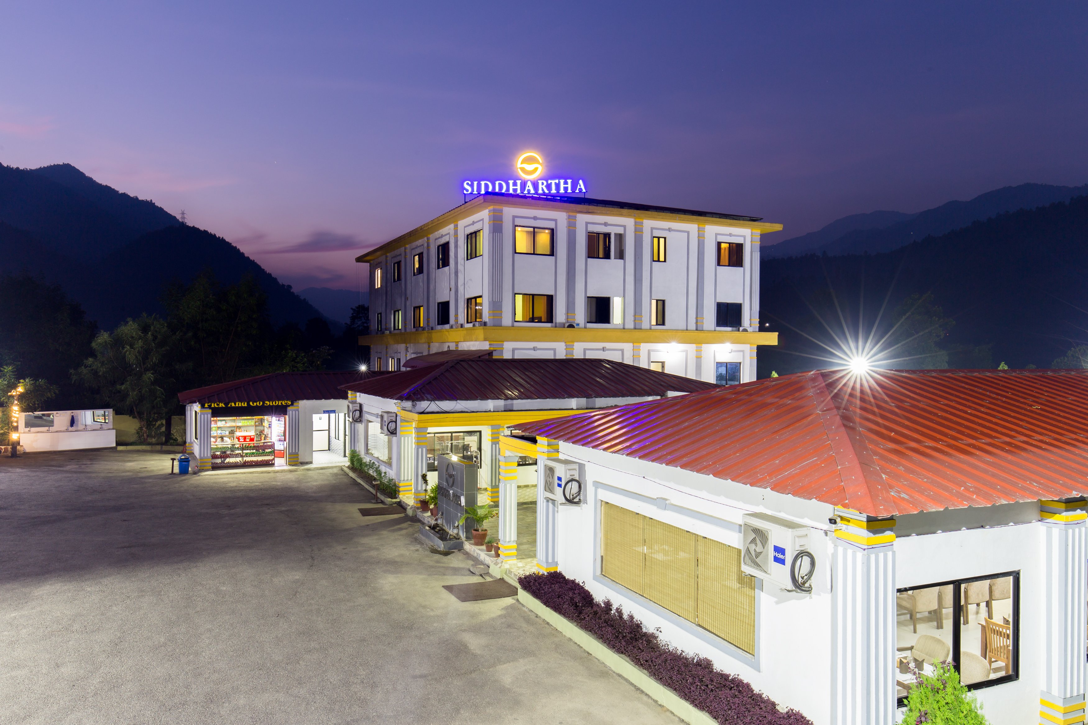 Siddhartha Riverside Resort-官方