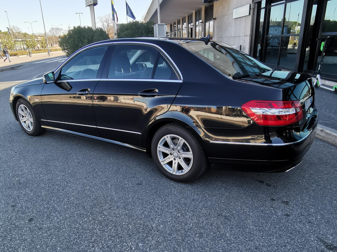 ADN Service-维罗纳自由镇必去景点