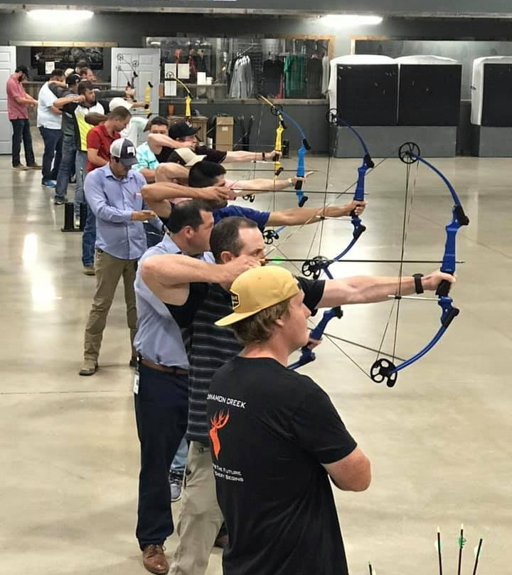 Cinnamon Creek Ranch-罗阿诺克必去景点