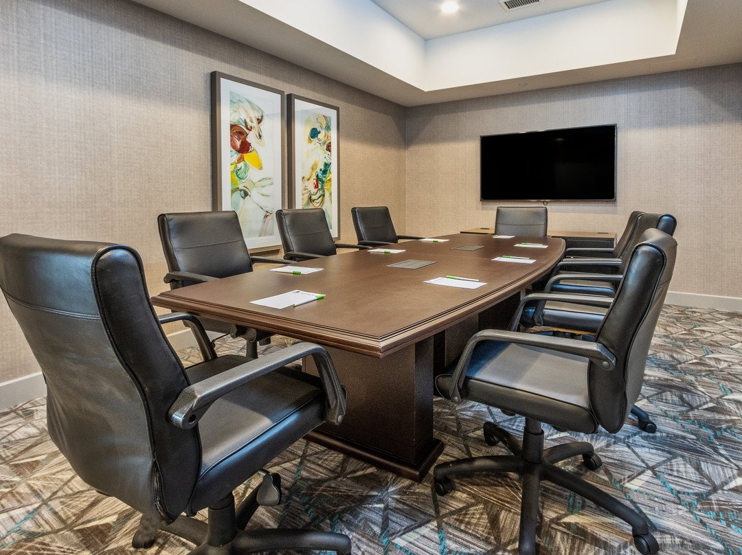 Holiday Inn & Suites Memphis - Wolfchase Galleria by IHG主图