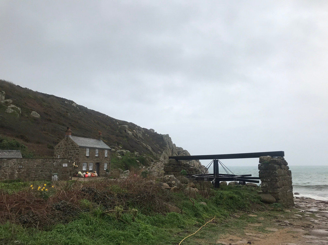 Penberth Cove景点图片